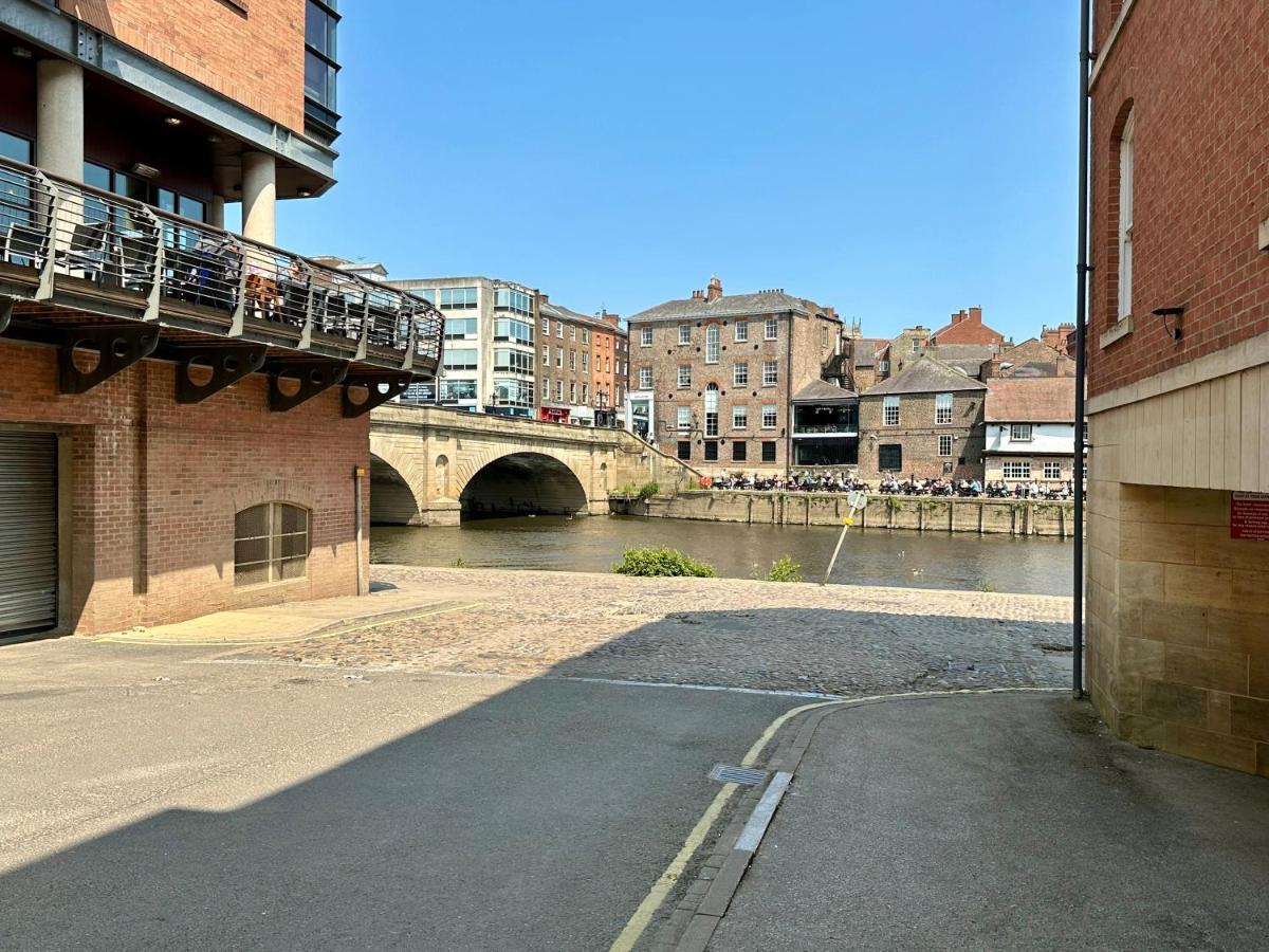 Riverside Apartment At Woodsmill Quay York Exteriör bild